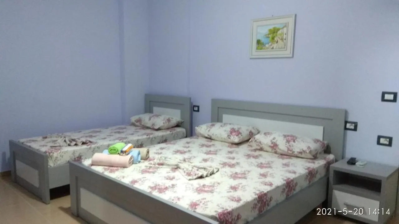 Hotel Emi