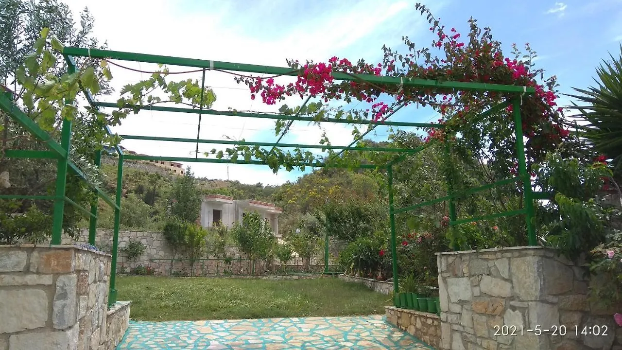 Hotel Emi 3*, Himare Albania