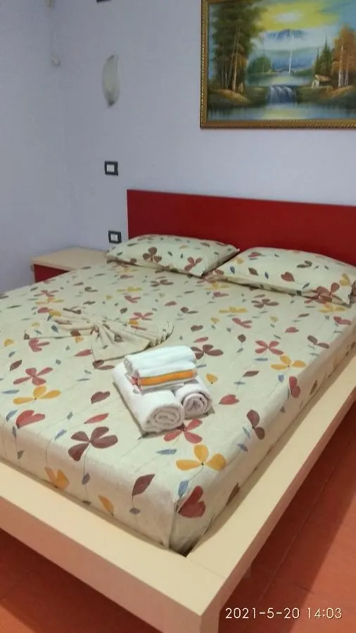 Hotel Emi 3*, Himare