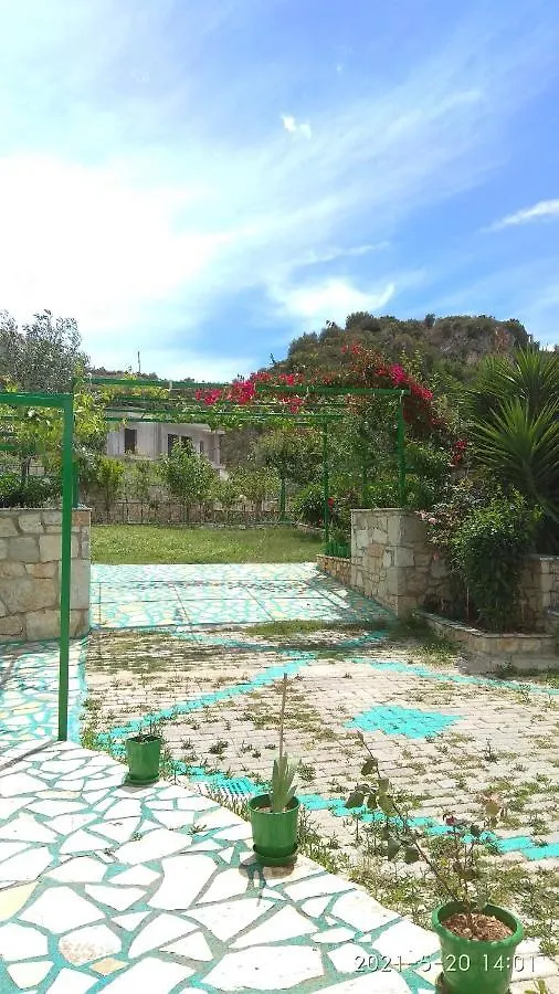 Hotel Emi 3*, Himare Albania